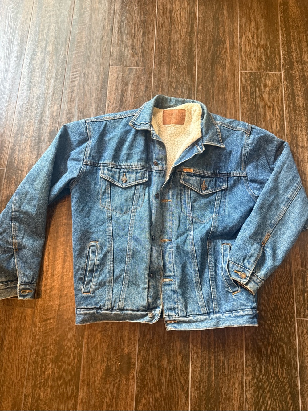 Vintage Cosmo Trucker Denim Sherpa-Lined Jacket - Classic Blue